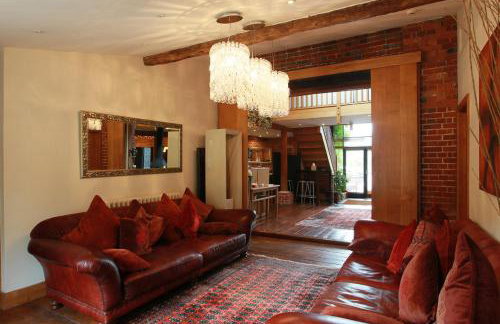 Tonge Barn - Photo 11