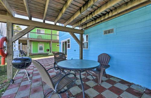 Oceanfront Sargent Beach Home with Dock! - Foto 25