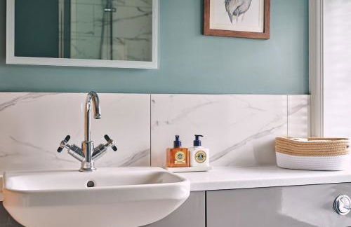 Cottage with log burner and hot tub in shropshire - Foto 12