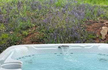 Cozy Cabin Escape Hot Tub & Lake Access - Foto 1
