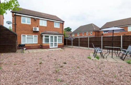 Marston 5 Bedroom Home With Parking Near HS2 & NEC & BHX - Foto 30