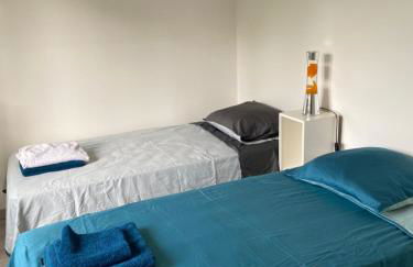 Plain pied climatisé piscine idéalement situé - Foto 24