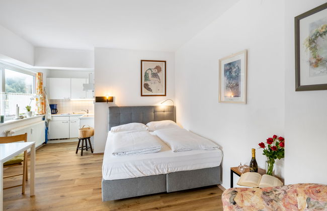 Claudia Top 7 - Foto 13