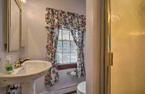 Dog-Friendly Waretown Home with Furnished Deck! - Foto 15