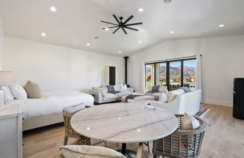 Studio Pool House by Xquisite Rentals - Photo 6