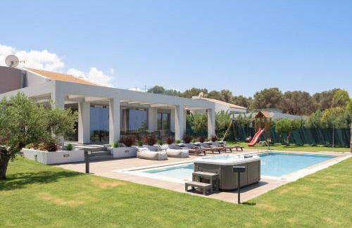 Agrielia Villas, featuring Heated Spa Whirlpool, By ThinkVilla - Photo 50