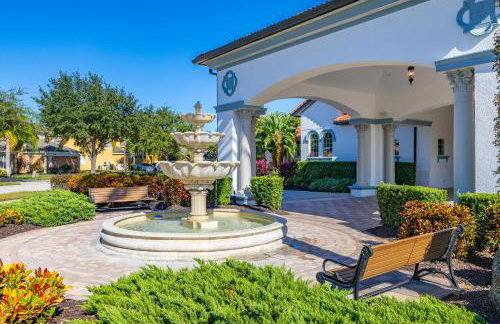 654- Newly Renovated Fabulous 4-Bedroom Pool Home in Watersong Resort, Game Room, Theater Room and More - Foto 64