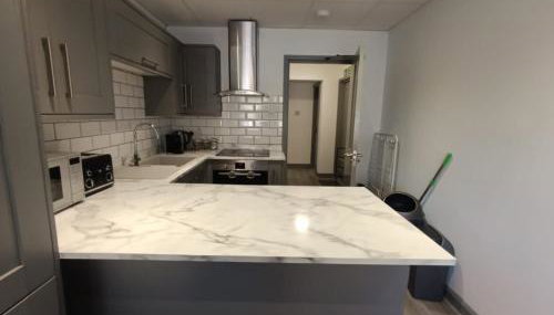 Open Mind Property -2BR Flat Commercial Road - Foto 4