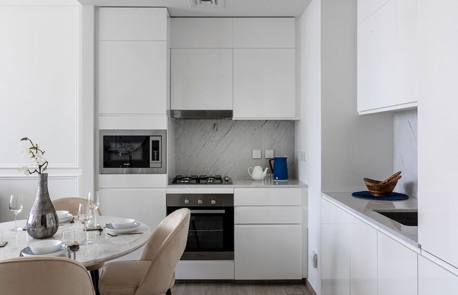 Stylish 1BR at Palace Residences - Photo 21