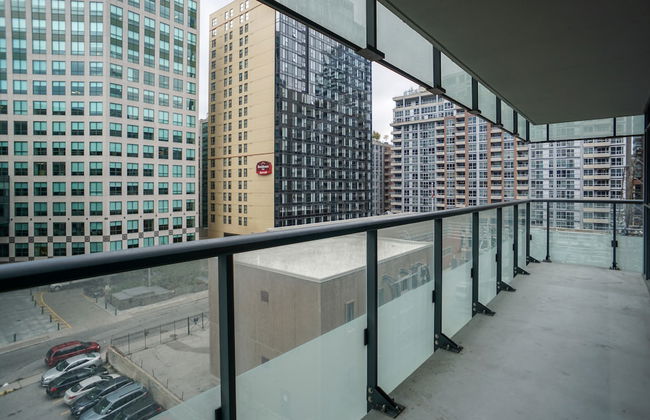 Applewood Suites - Luxury 3 BDRM - Photo 28