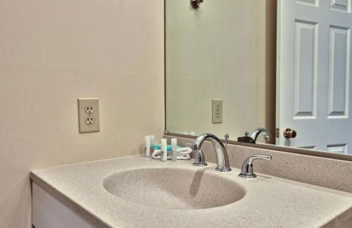 Trailside Loft at Pico - Ski-In, Out Condo with Loft & 2BR - Steps to Lift - Photo 16