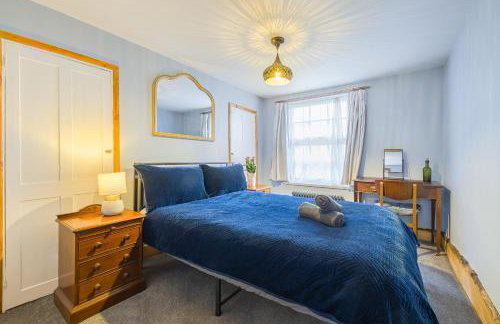 Adorable quirky country cottage - Foto 29