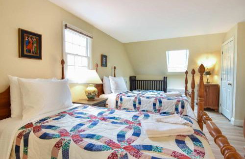 Sunroom Mins to Beaches Views of Marsh - Foto 18