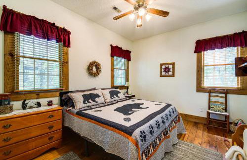 Lake Cumberland Resort Cabin with Community Perks! - Foto 10