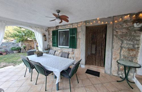 Stone House with garden Laganini - Photo 12