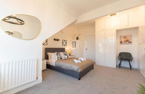 Richmond Retreat - Luxurious and comfortable spacious 2 floor apartment - Foto 37