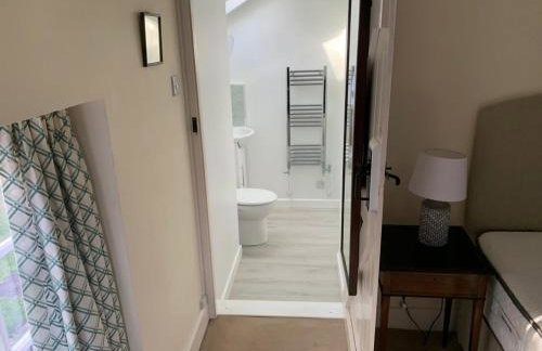 River Cottage a country retreat in wooded gardens - Foto 16