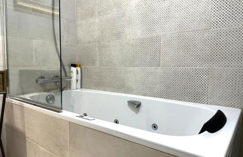 Lujoso Apartamento en Chamberí by beBalmy - Foto 22