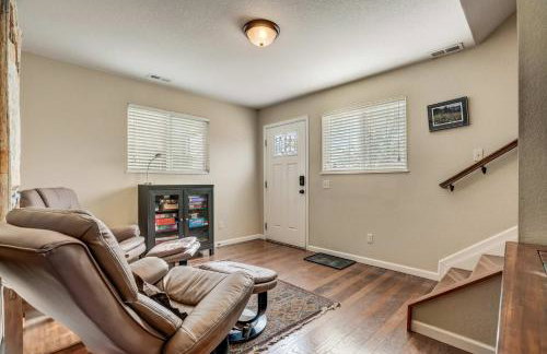 Crestview Place Family Home 2 Mins to UCCS Patio and BBQ - Foto 9