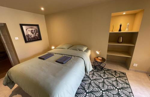 Gîte de Charme à Avoine avec Spa Privé et Jardin - FR-1-381-621 - Foto 19