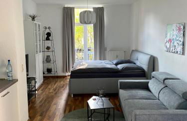 Zentrale Ferienwohnung mit Balkon in Aachen - Foto 4