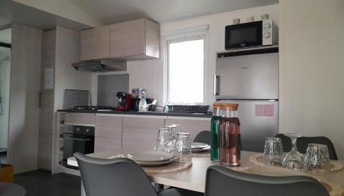 MysavinaHouse mobilhome 4 à 6 pers camping 4 Etoiles - Foto 4, stove