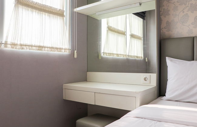 Minimalist And Warm 1Br Signature Park Grande Apartment - Photo 26