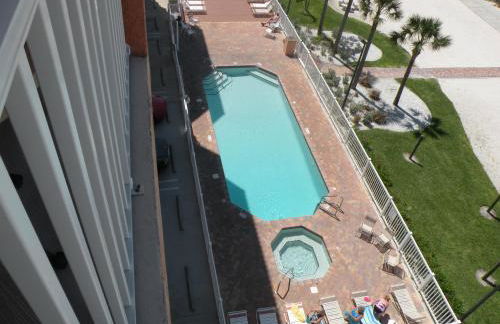 Surf Beach Treasure Island Resort - Photo 30