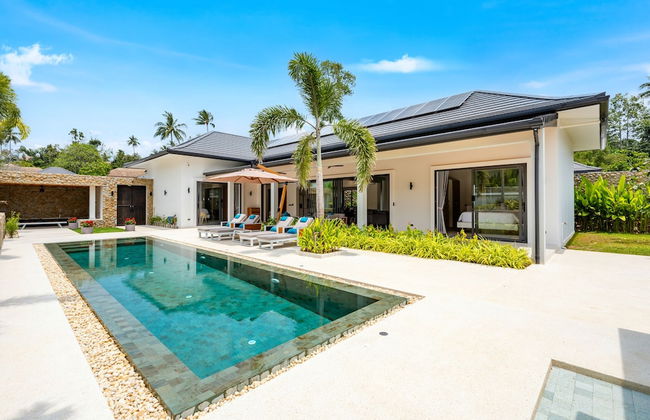 Luxury Balinese Private Pool Villa-KBR12 - Photo 1