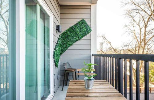 Luxe 1BR w Balcony in Downtown 542Blvd - Foto 16