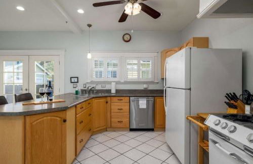 South Park Charmer - Close to Zoo - Backyard Oasis - Foto 10