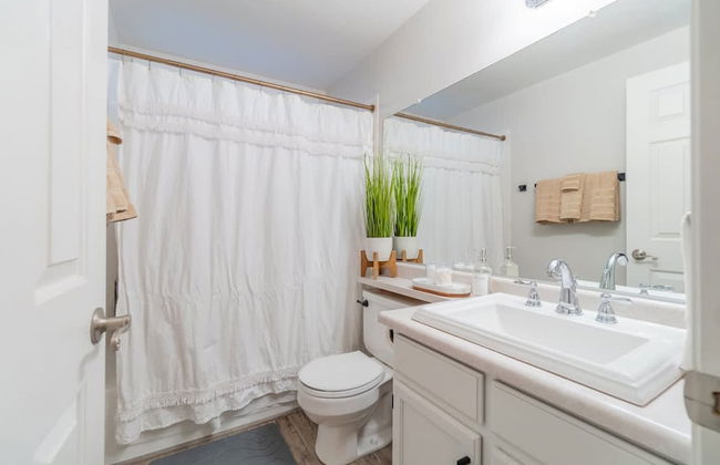 Modern 3-bedroom Escape in Northwest Reno - Photo 18