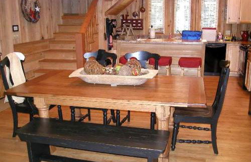 Beautifully Furnished Barn Getaway Located on a Sustainable Living Farm near Metropolis, Illinois - Photo 6