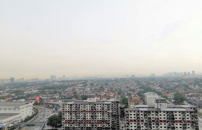 Icon City Premier Suites by WeCare - Photo 68