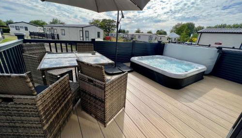 Honeysuckle Hot Tub Lodge - Foto 1