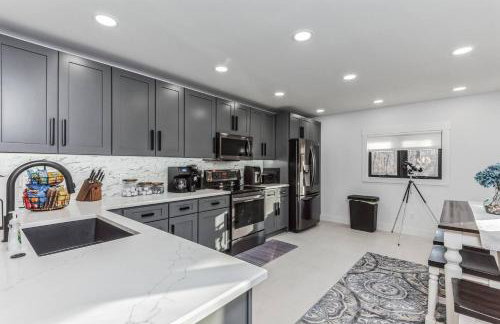 RiverEdge Haven Hot Tub, 5 Beds, Kayaks Near ND - Foto 26