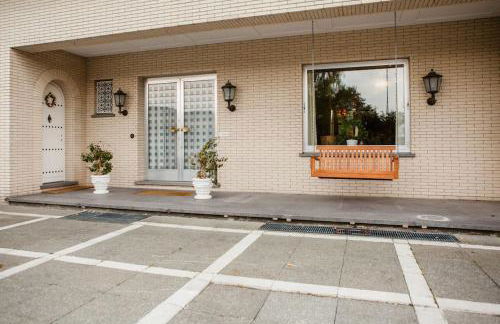 Villa mit Auffahrt - Foto 2