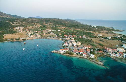 Lakonia Bay Apartments - Photo 24