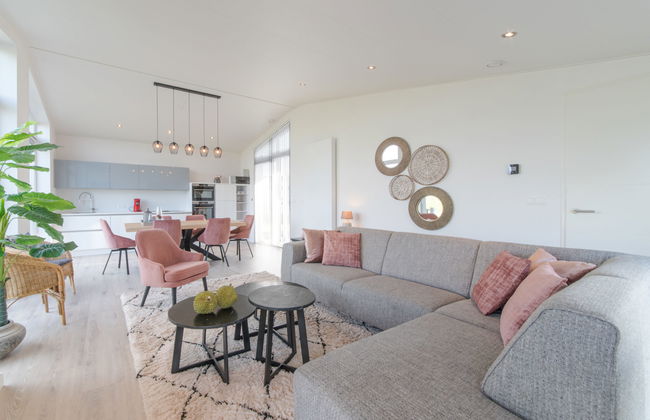 2 bedroom House in Wemeldinge with garden and terrace - Photo 9