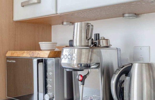 Funky 1BD High-rise Flat W/city Views, Angel! - Foto 12