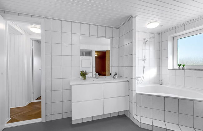 "Hillevi" - 200m from the sea - Photo 25