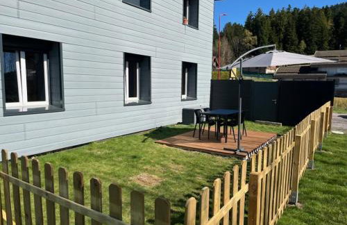 Appartement cosy avec jardin clôturé et barbecue - Foto 2