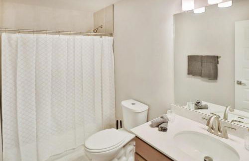 Luxury 3 bedroom, all with private bathrooms - Foto 33