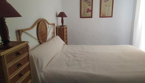 Charming house in Estepa, mountain view - Photo 4