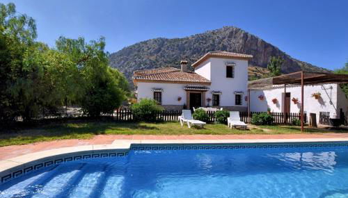 Cortijo Los Alazores, authentic cortijo with private pool - Foto 2