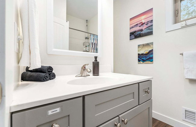 Beautiful Overlooking Shoreline 3BDR Chalet ➠18396 - Foto 29