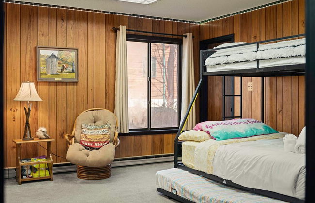 Mountain Magic by Avantstay Firepit Game Room - Pool Table Foosball - Foto 35