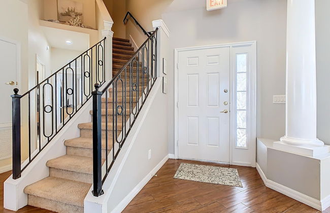 Elegant 5BR Home w Private Pool Spa Near Disney - Foto 10