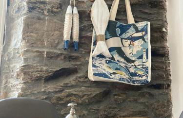 FROM BBC1s BEYOND PARADISE - - Prospect House - - 17th Century Character COTTAGE - - CONNECTING APARTMENTS - - Kids Bunk Room - - Free Public Parking - Foto 11