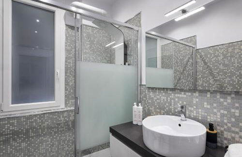 Art near Lomellini Street by Wonderful Italy - Foto 26